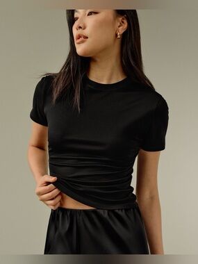Lilysilk Slim-Fitted Jersey Silk Tee